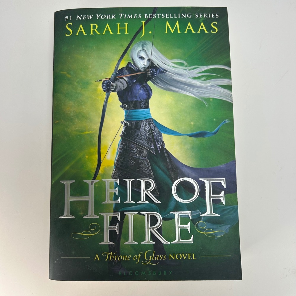 Heir of Fire Paperback by Sarah J. Maas Throne of Glass